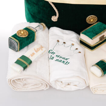 trusouri botez catifea